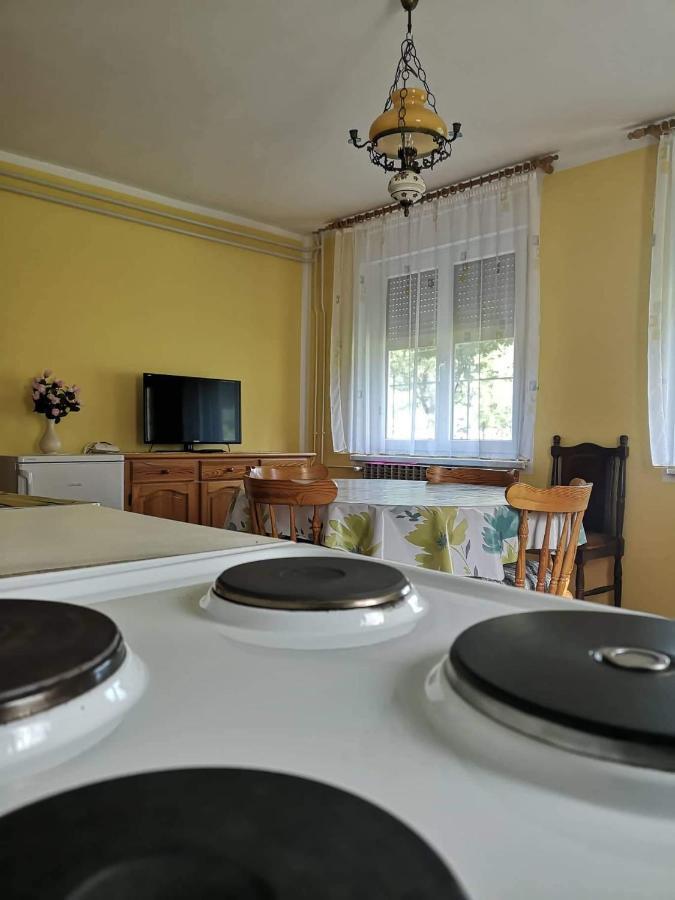 Apartma Floncna Apartment โบเว็ก ภายนอก รูปภาพ
